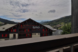 _lv_images__lot_0000000066_12_16771472