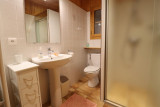 _lv_images__lot_0000000120_06_20440157