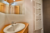 _lv_images__lot_0000000131_06_20440106
