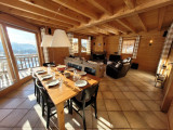 _lv_images__lot_0000000203_01_16803116
