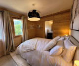 _lv_images__lot_0000000273_06_18104779