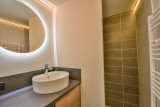 _lv_images__lot_0020392318_10_20434808