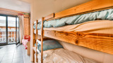 _lv_images__lot_0020392409_05_20434550