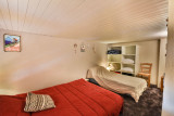 _lv_images__lot_0020392442_08_20443049
