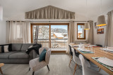 _lv_images__lot_0109021868_01_16769642