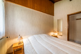 Amaryllis-8-chambre-lit-double-appartement-chalet-Les-Gets