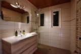 appartement-des-pistes-salle-de-bain-douche-location-appartement-chalet-Les-Gets