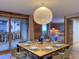 appartement-nagano-salle-a-manger-location-appartement-chalet-Les-Gets