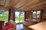 Atout-coeur-salon-salle-a-manger-location-appartement-chalet-Les-Gets