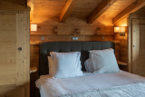 atray-chambre-lit-double-location-appartement-chalet-Les-Gets