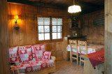 benevy-salon-salle-a-manger-location-appartement-chalet-Les-Gets