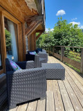 Berio-terrasse-location-chalet-appartement-Les-Gets