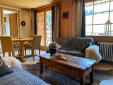 Berthet-Sports-Gentianes-salon1-location-appartement-chalet-Les-Gets