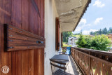 bouton-d-or-balcon-location-appartement-chalet-Les-Gets