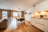 Cairn-Harmony-Edelweiss-cuisine-salle-a-manger-location-chalet-appartement-Les-Gets