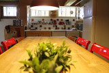 caribou-cuisine-salle-a-manger-location-chalet-appartement-Les-Gets