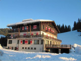 caribou-exterieur-hiver-location-chalet-appartement-Les-Gets