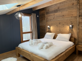Carmine-Lodge-Marie-des-neiges-chambre-mansarde-location-appartement-chalet-Les-Gets