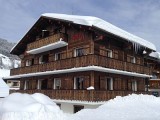 Carry-4-exterieur-hiver-location-appartement-chalet-Les-Gets