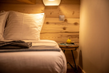 chalet-alpine-loft-la-rocaille-chambre-double-location-appartement-chalet-Les-Gets