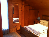 Chalet-bleu-chambre-location-appartement-chalet-Les-Gets