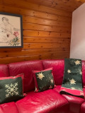 Chalet-Holiday-salon-canape-location-appartement-chalet-Les-Gets