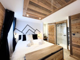 chalet-lumikki-chambre-lit-double-en-suite-location-appartement-chalet-Les-Gets