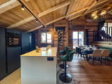 chalet-lumikki-cuisine-salle-a-manger-location-appartement-chalet-Les-Gets