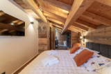 Chalet-Monet-chambre-lit-double-location-chalet-appartement-Les-Gets