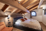 Chalet-Monet-chambre-lit-double-location-chalet-appartement-Les-Gets