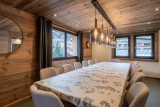 Chalet-Monet-salle-a-manger-location-chalet-appartement-Les-Gets