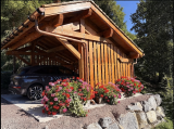 Chalet-Nabor-parking-couvert-location-appartement-chalet-Les-Gets