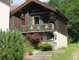 Chalet-Rocade-Mazot-exterieur-ete-location-appartement-chalet-Les-Gets