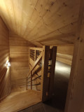 chaletcoppel2-entree-escalier-location-appartement-chalet-Les-Gets