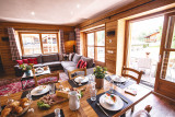 Chaumiere-1-salle-a-manger-salon-location-appartement-chalet-les-gets