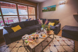 Chaumiere-4-salon-location-appartement-chalet-les-gets