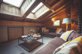 Chaumiere-5-salon-location-appartement-chalet-les-gets