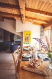 Chaumiere-6-salle-a-manger-salon-location-appartement-chalet-les-gets