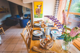 Chaumiere-6-salle-a-manger-salon-location-appartement-chalet-les-gets