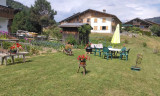Clos-Chanterelle-exterieur-ete-jardin-location-appartement-chalet-Les-Gets
