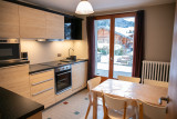 Croisette-1-cuisine-salon-location-appartement-chalet-Les-Gets