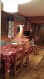 Floriere-4-sejour-table-location-appartement-chalet-Les-Gets