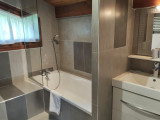 Frachettes-1-salle-de-bain-location-appartement-chalet-Les-Gets