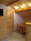 Isba-1-sejour1-location-appartement-chalet-Les-Gets