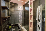 La-Rocade-2-salle-de-bain-douche-location-appartement-chalet-Les-Gets