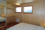 Lapye-chambre-double-location-appartement-chalet-Les-Gets