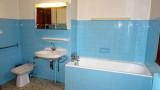 Lumina-salle-de-bain-baignoire-location-appartement-chalet-Les-Gets