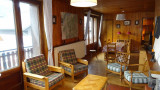 Lumina-salon-salle-a-manger-location-appartement-chalet-Les-Gets