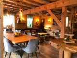 Manolou-salon-sejour-salle-a-manger-location-appartement-chalet-Les-Gets