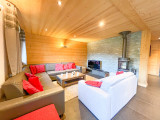 Marly-3-salon-location-chalet-appartement-Les-Gets